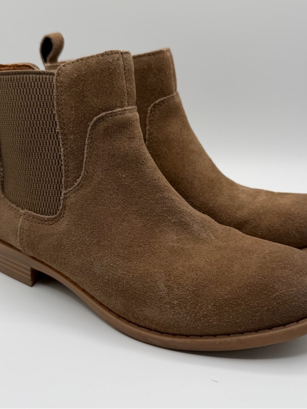 b.o.c Born Concept Khele21 Brown Suede Chelsea Ankle Boots Women’s 7M